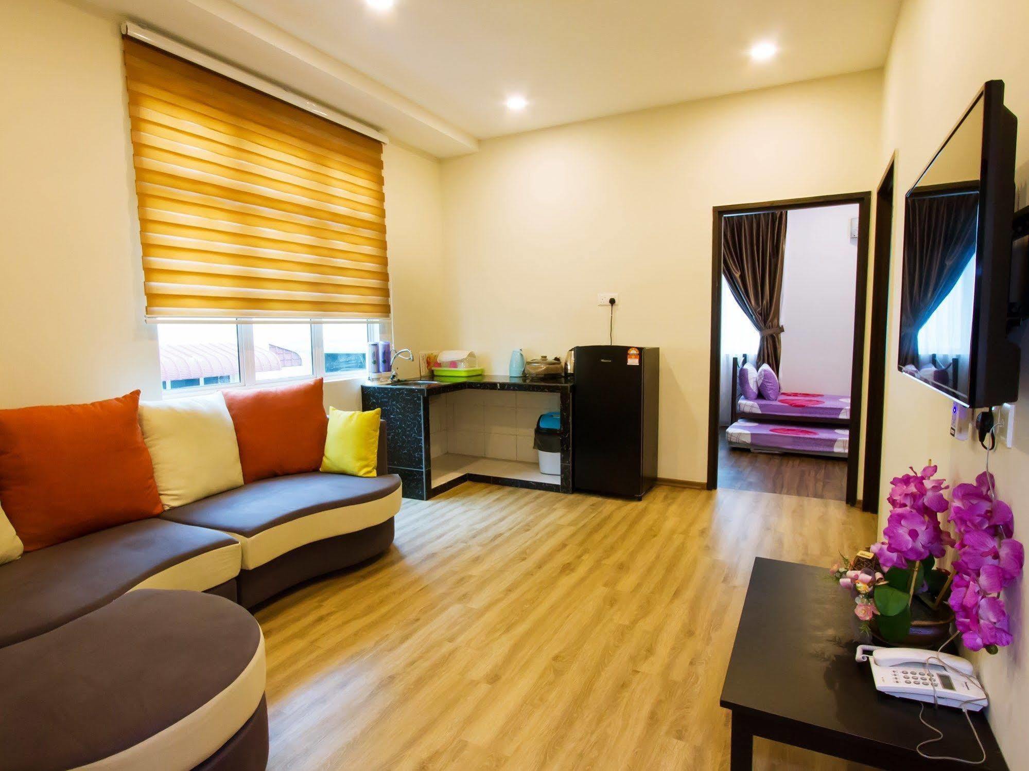 Tropicana Homestay 麻坡 外观 照片