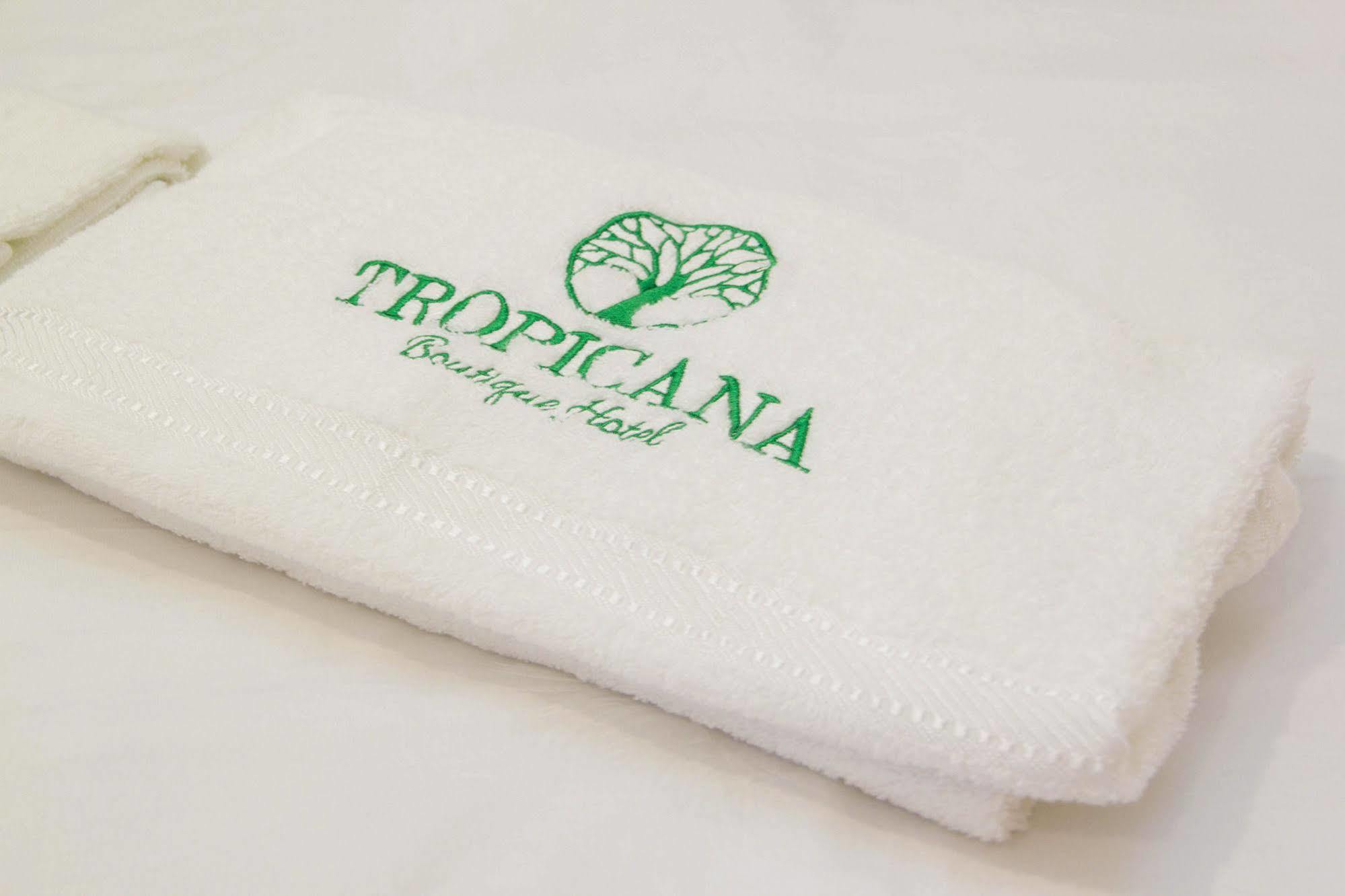 Tropicana Homestay 麻坡 外观 照片