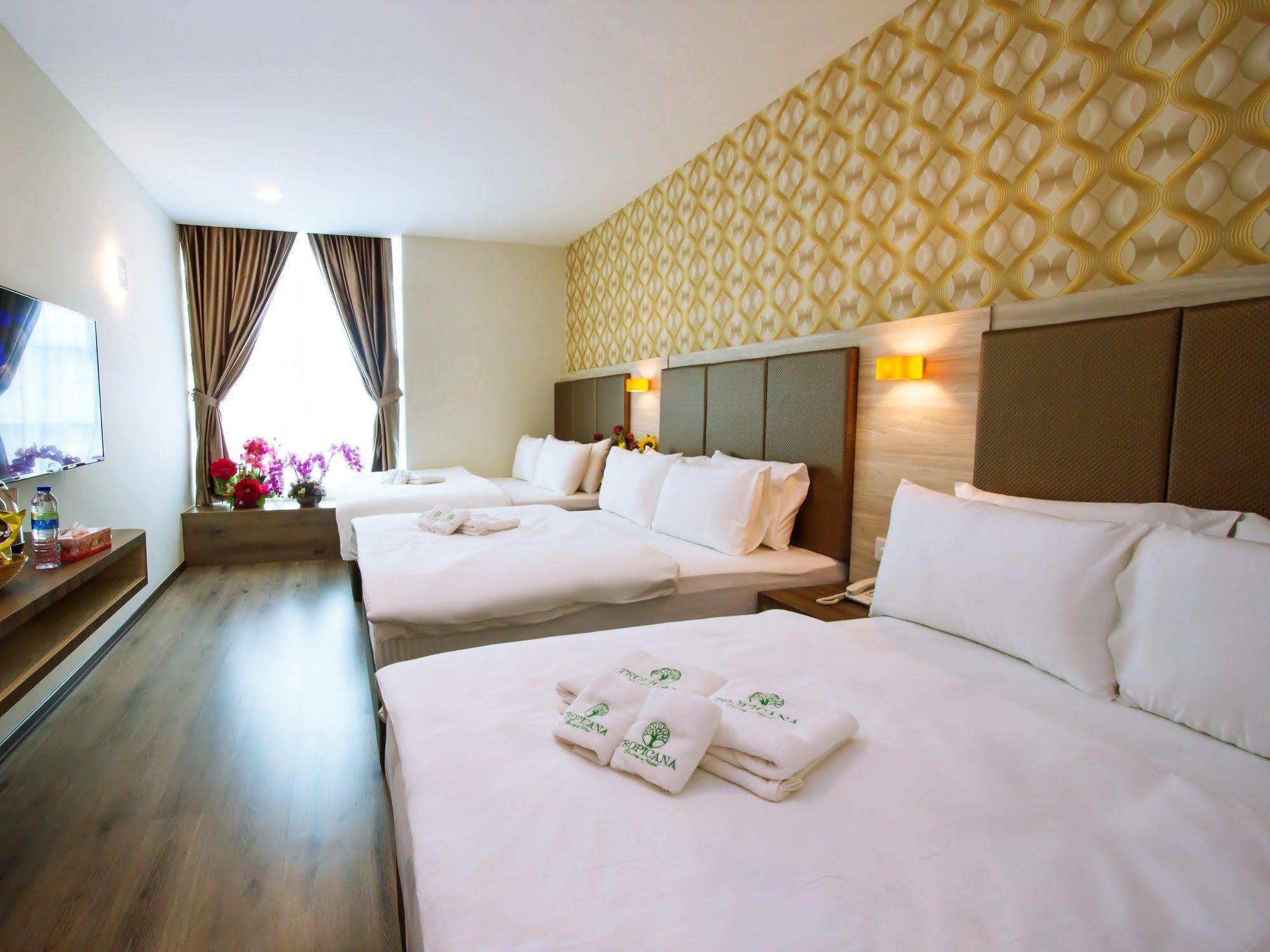 Tropicana Homestay 麻坡 外观 照片